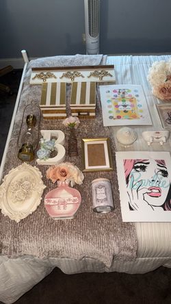 Various Decor Pieces, French Manor Style