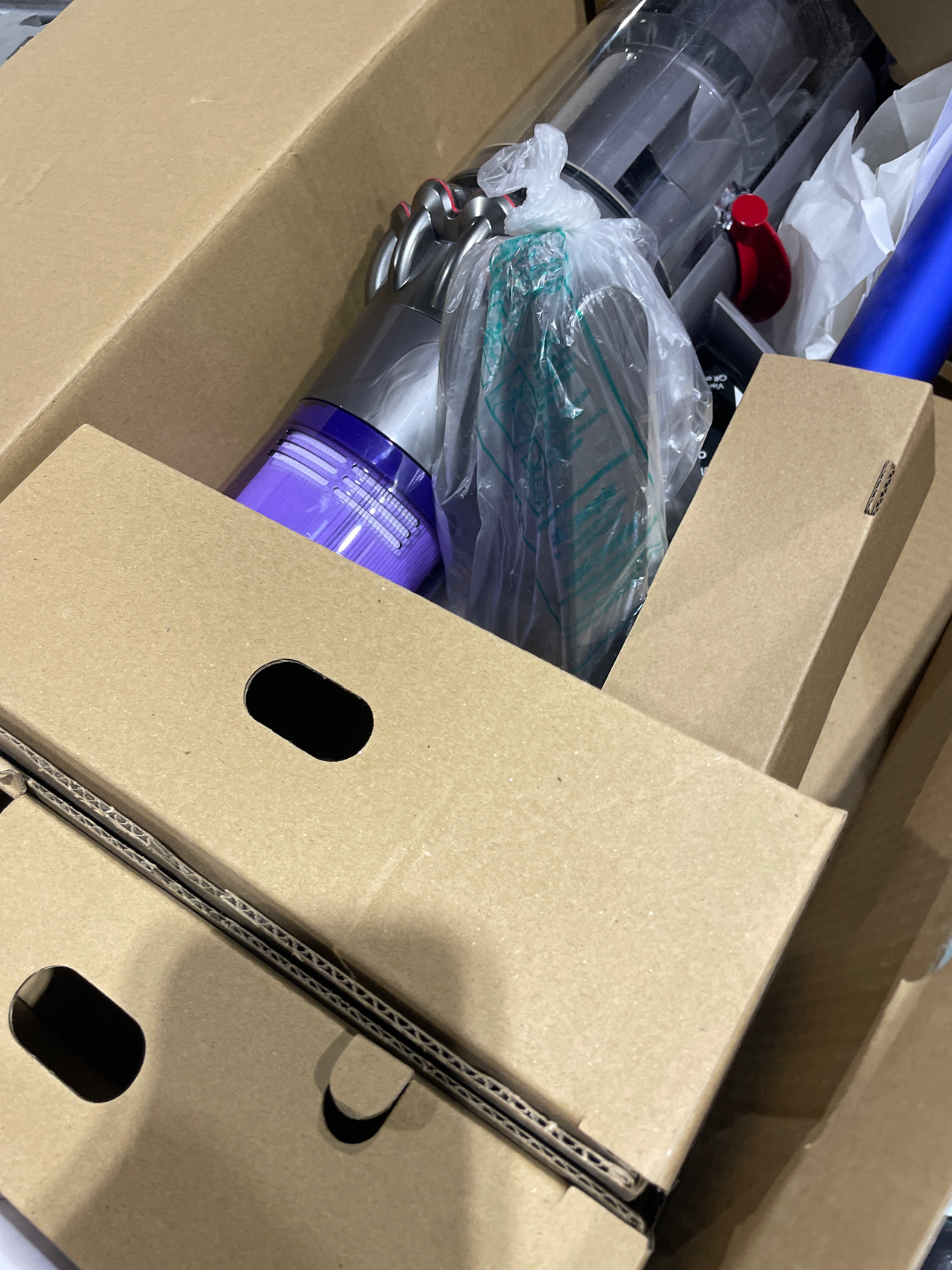 Dyson V11 Cordless Stick Vacuum - Nickel/Blue
