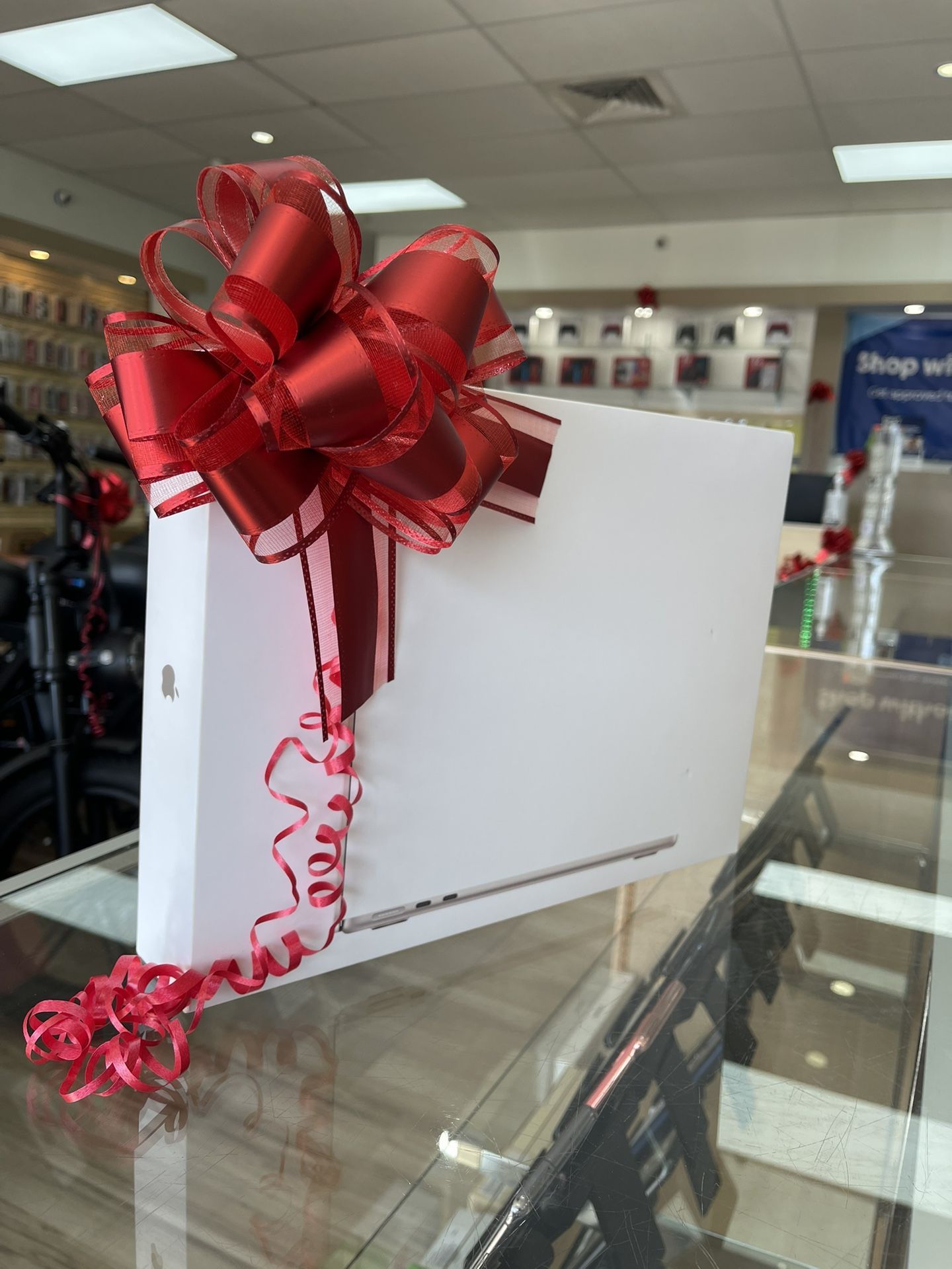 MacBook Air M4 Apple 13” Inch Laptop Brand New Christmas Financing Deal! $10 To $100 Down Payment!