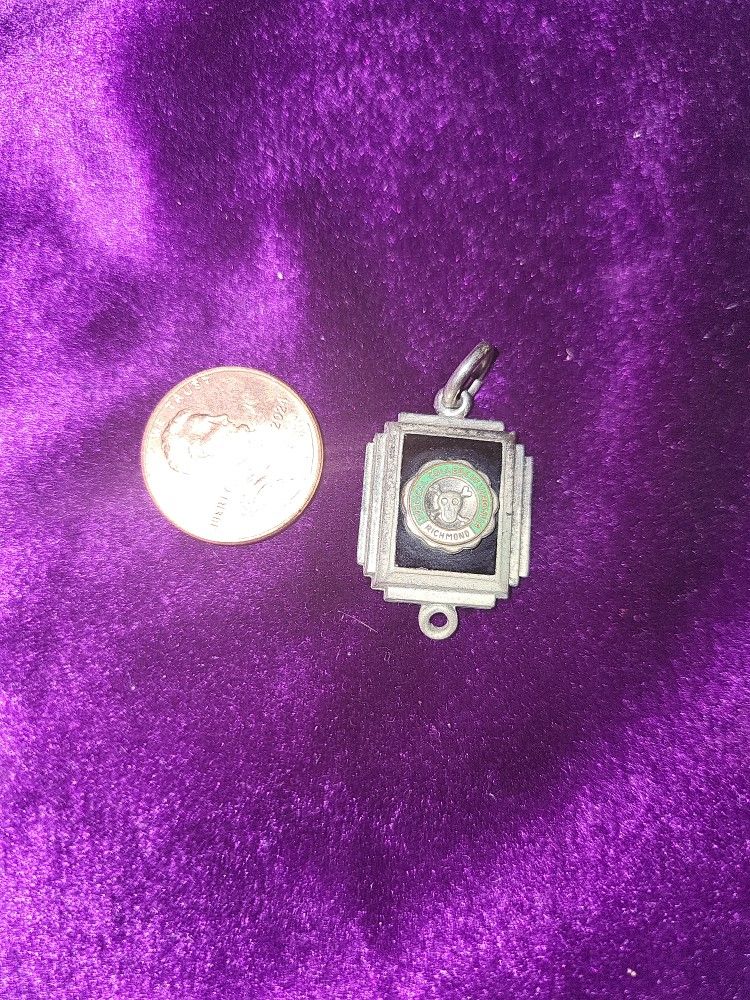 MCV Charm