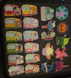 Disney pins