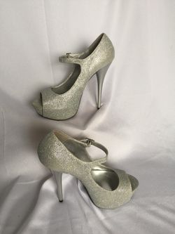 Women shoes Size 7