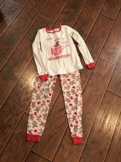 Children's Place Girls Xmas pajamas Size 6T