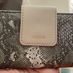 Fossil Wallet