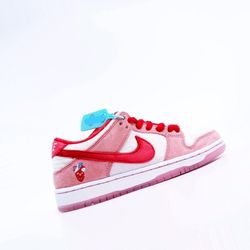 Nike Sb Dunk Low Strangelove Skateboards 24