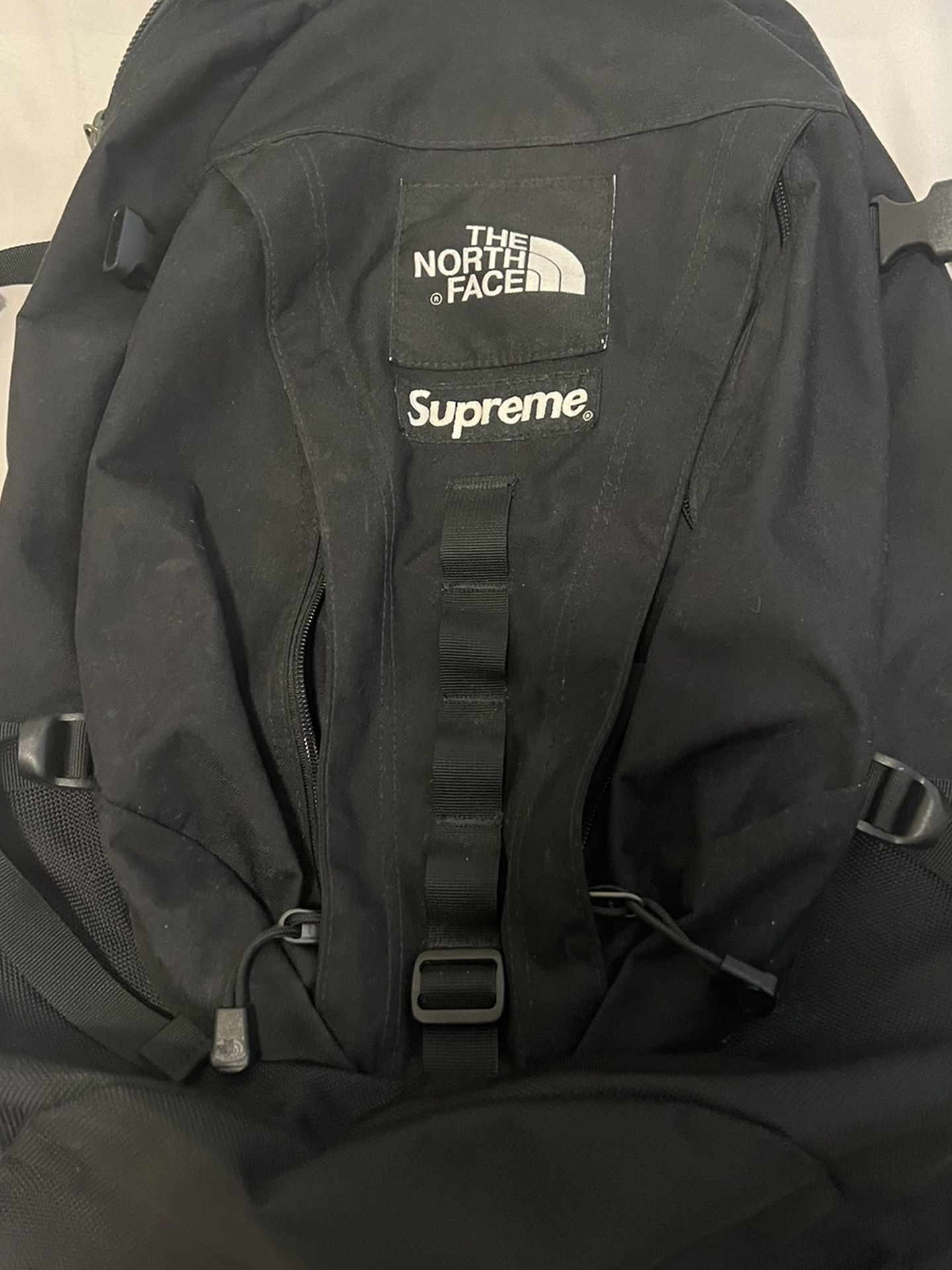 Supreme The North Face Expedition Backpack