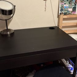 ikea MICKE desk