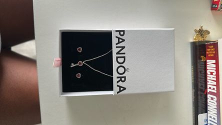 Pandora Elevated Heart Key Set (New)