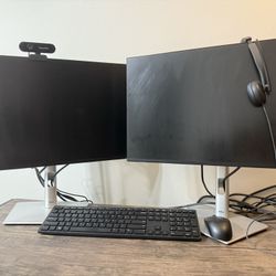2 Dell Monitors — Like New — $240 OBO (Pickup Only)