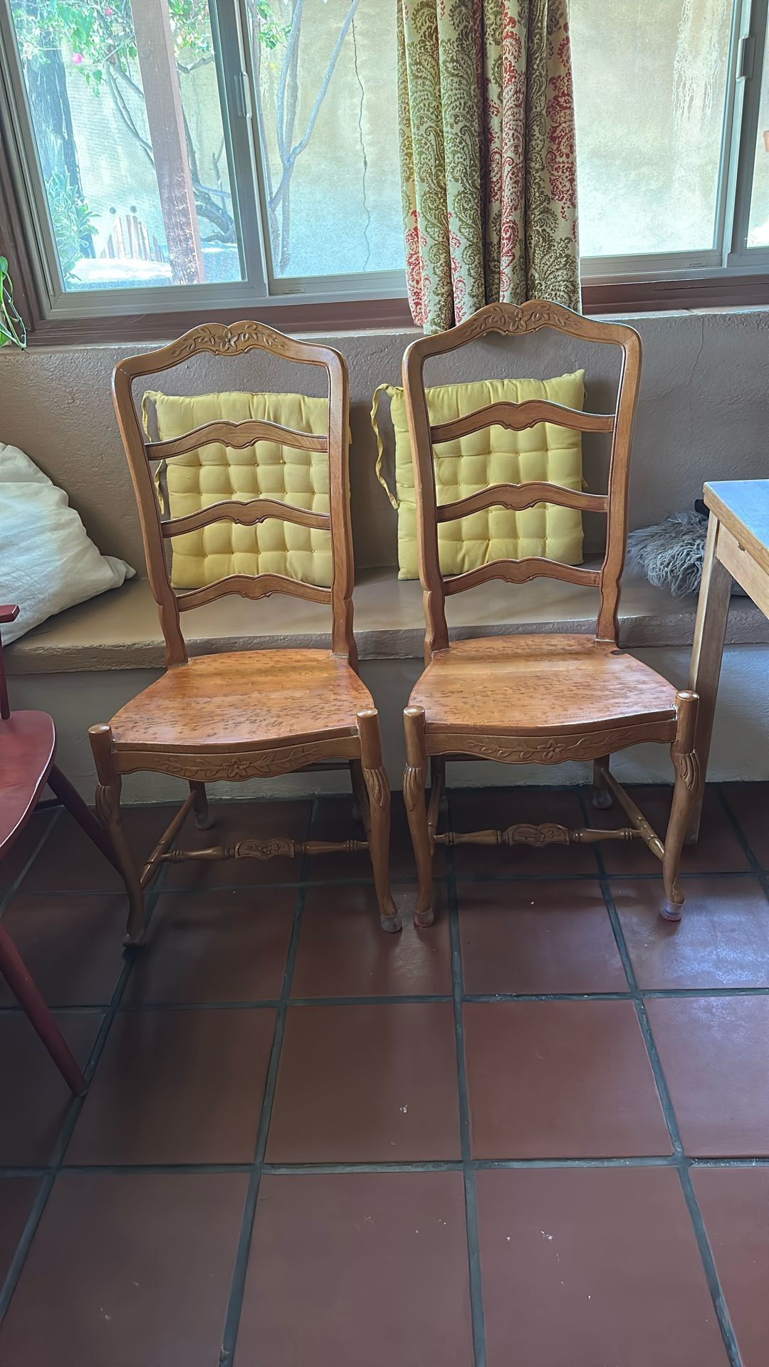 Dining table chair set of 4