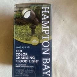 LlED COLOR CHANGING FLOOD LIGHT 