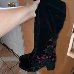 Women's Black Suede Boots