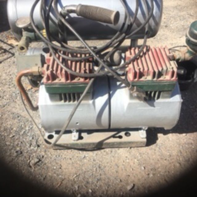 Air compressor