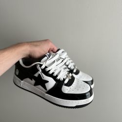 Bapesta Black and White