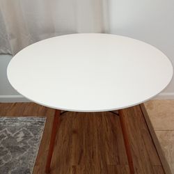 Modern White Round Table