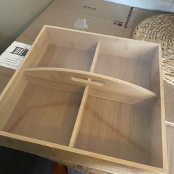 Divided Snack Basket 