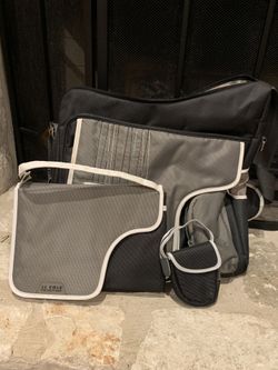 JJ Cole 3 count Diaper Bag System.