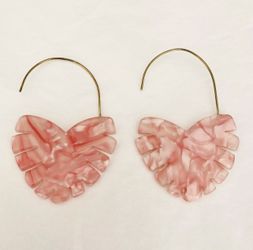 Urban Outfitters Pink Acrylic Earrings - Plant Earrings - Tropical Earrings - Heart Earrings - Palm Leaf Earrings