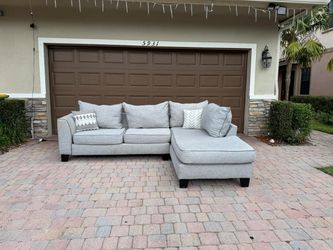 Rooms To Go Sectional