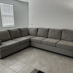Sectional Couch 