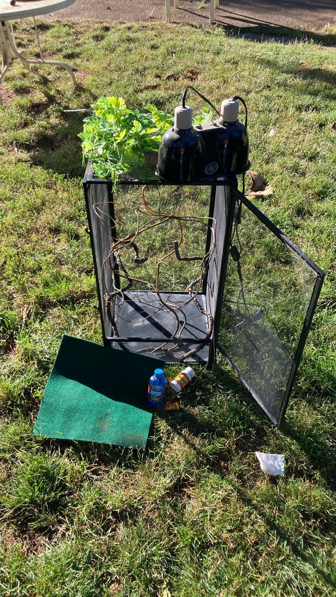 ZooMed Chameleon Kit $70 Or Best Offer