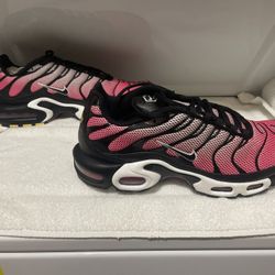 Nike Air Max Plus TuneAir Sunset Pulse Shoes (Unisex Men’s 9.5 & Women 11) Brand new 7 images shown 