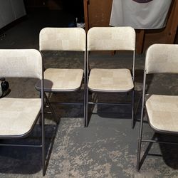 4 Metal Folding Chairs and Table