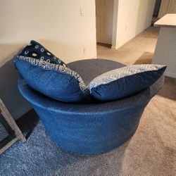 Swivel Chair With Ottoman 