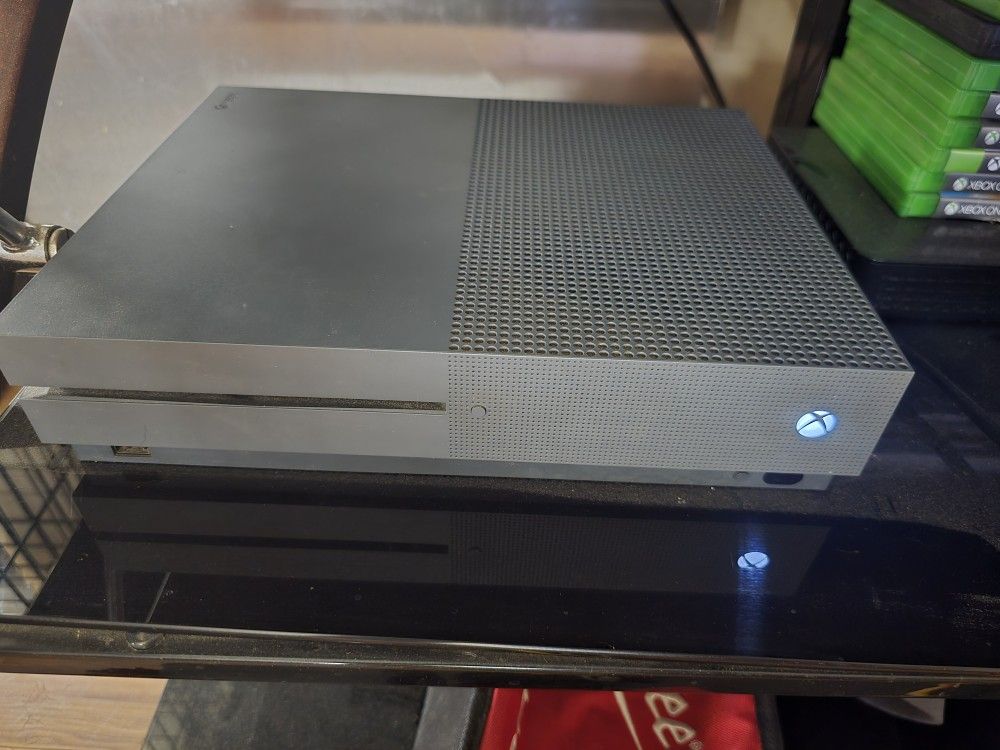 Xbox One S
