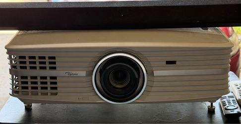 Optoma 4K UHD Projector