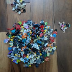 Lego Minifigure Lot