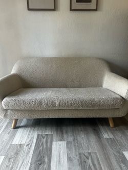 Article Gabriola Loveseat
