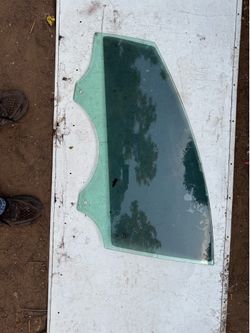 2015-2017 Ford Focus Door Glass