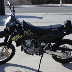 2023 Suzuki Drz400