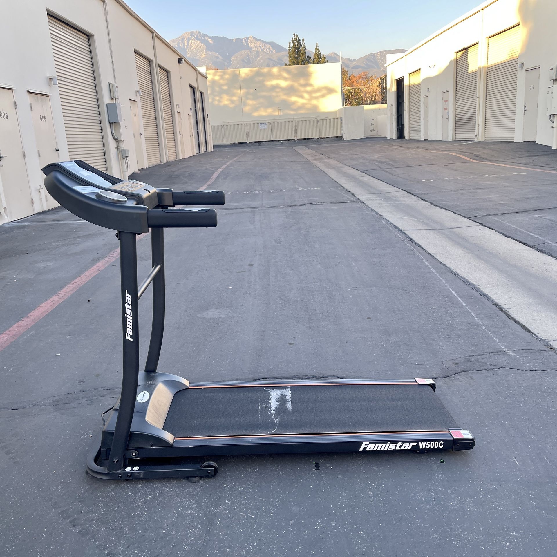 Famistar W500C Folding Electric Treadmill 1.5HP Low Noise Motorized Treadmill Running Machine w Built in MP3 Speaker 12 Preset Programs 3 Countdo for Sale in Rancho Cucamonga CA OfferUp