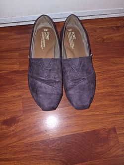 TOMS Classic Women’s Slip-On Shoes Size 9 – Black Plum