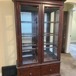 Solid wood China Cabinet 