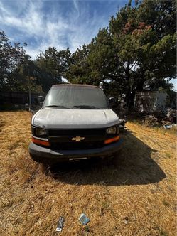 GMC CARGO VAN