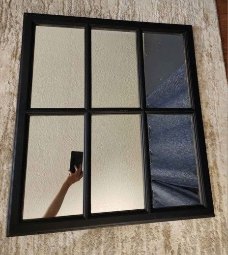 Grid Mirror