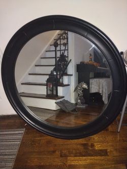 Vaughn Basset Black Round Mirror