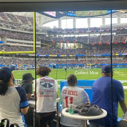 2 Tickets Field Level MNF Vs Eagles  Monday Dec 8th 