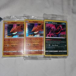 Pokemon Cards. Evolving Skies. 