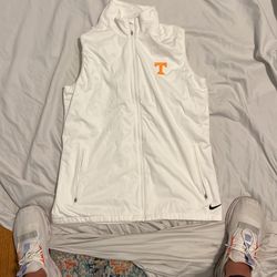 Nike Golf Vest White With Tennessee Volunteers Logo. Womens Medium