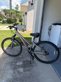 Needs Repair! Schwinn Trailway Women's Mountain Bike
