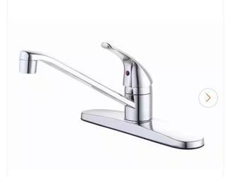 Glacier Bay
Single Handle Standard Kitchen Faucet in Polished Chrome