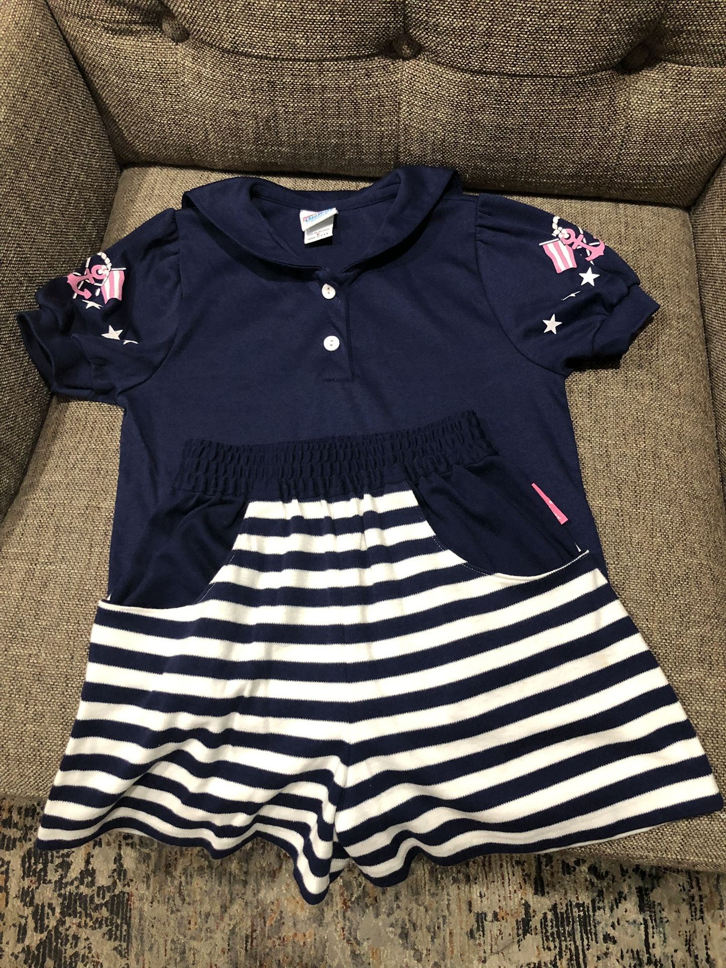 Oshkosh B gosh Girls Size 6 Shirt And Shorts In Navy, White And Pink