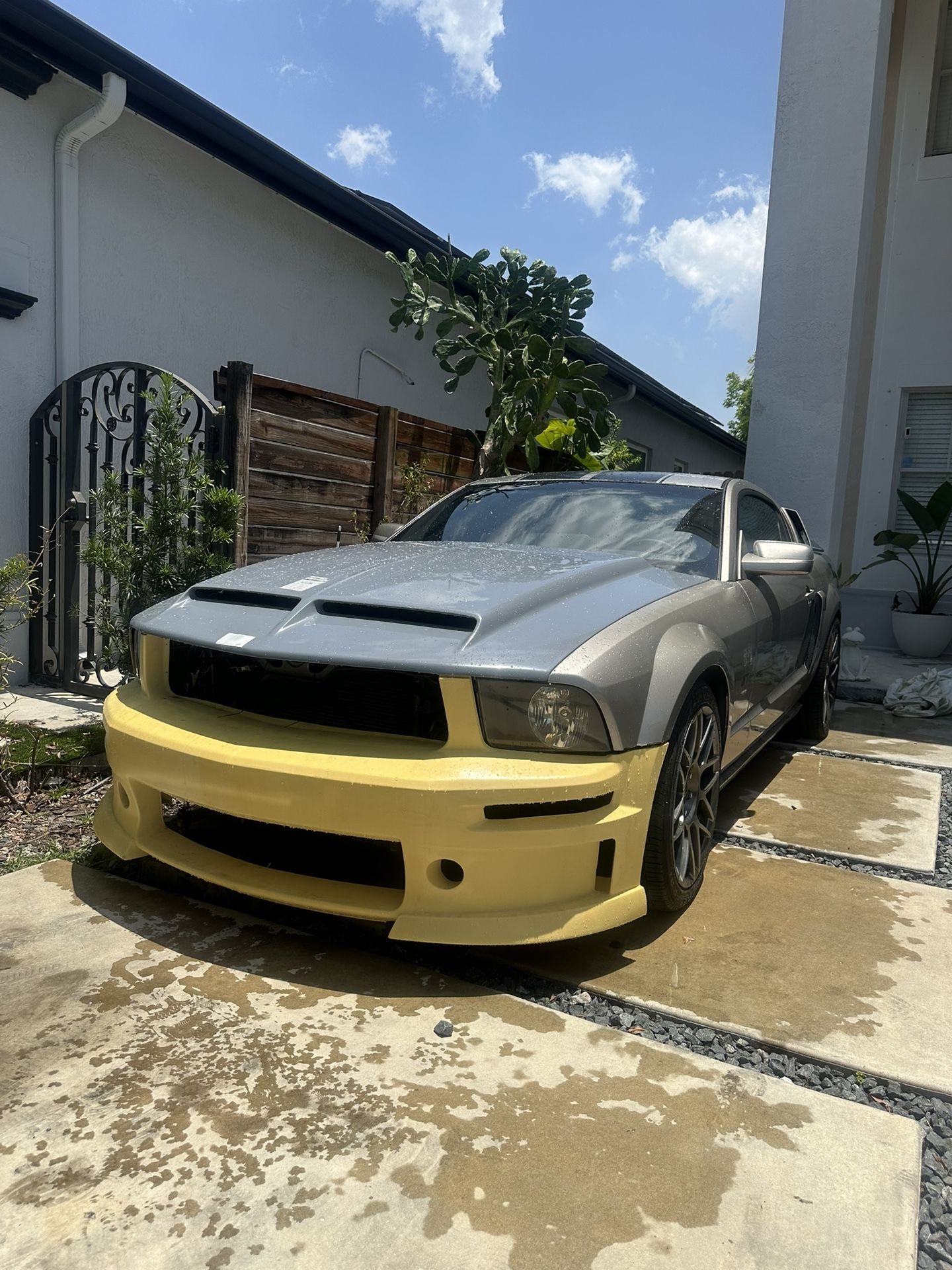 2005 Ford Mustang