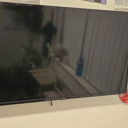 TCL ROKU 40"