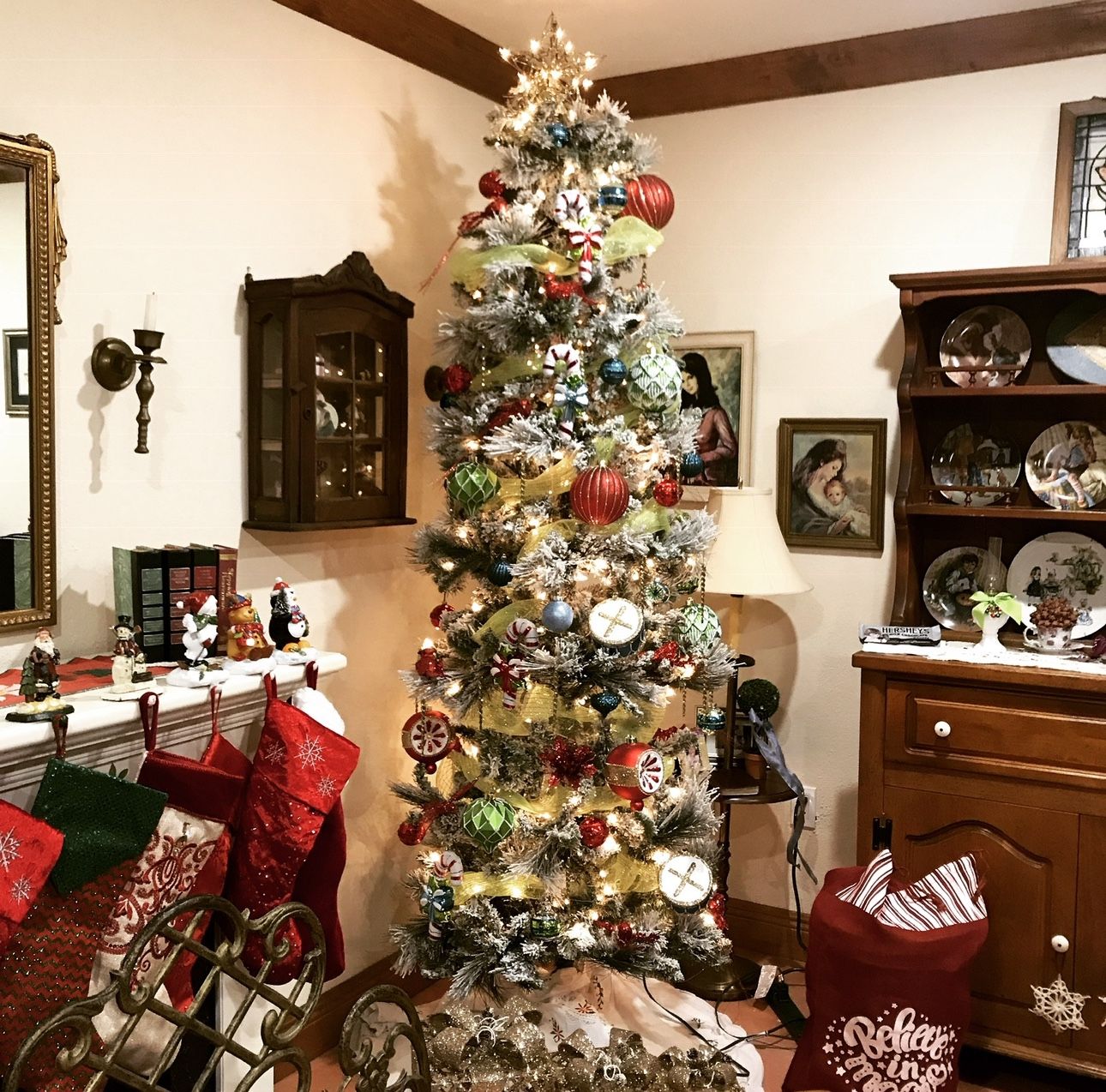 Cracker Barrel Christmas tree for Sale in Miami, FL OfferUp