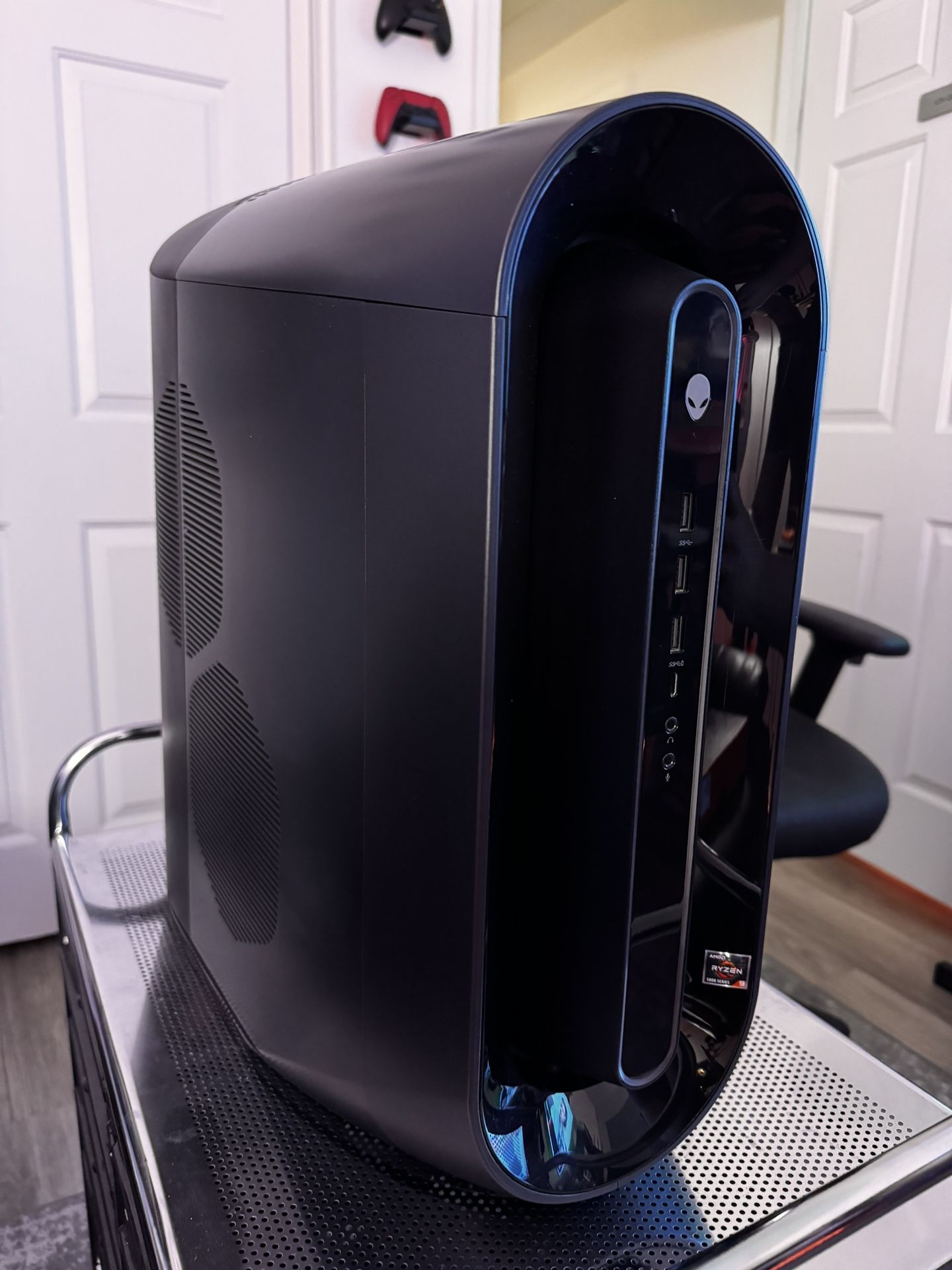 Alienware Case, AIO Cooler, Motherboard, Power supply for Sale in Los ...